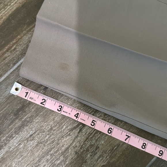 Chico's Gray Ankle-Length Cropped Pants - Picture 8 of 8